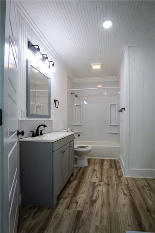 421 South San Patricio, Sinton, TX 78387