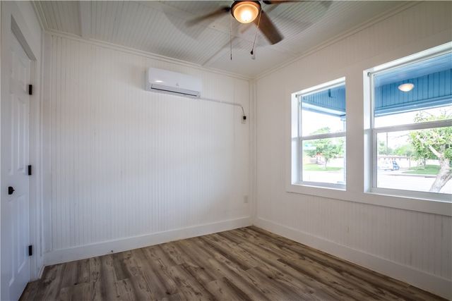 421 South San Patricio, Sinton, TX 78387