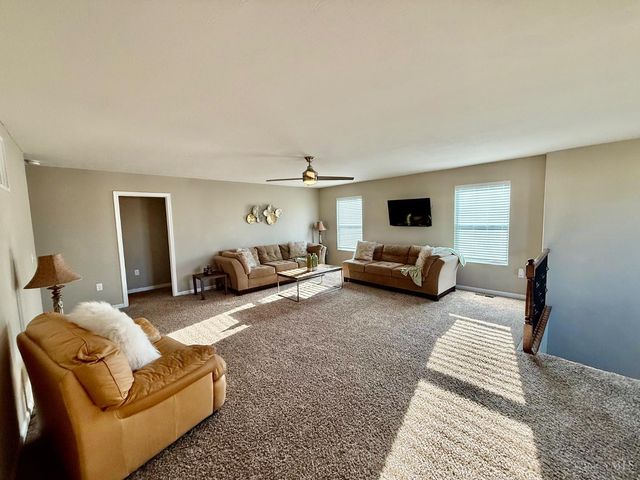 857 Hocking Meadow Circle, Monroe, OH 45050