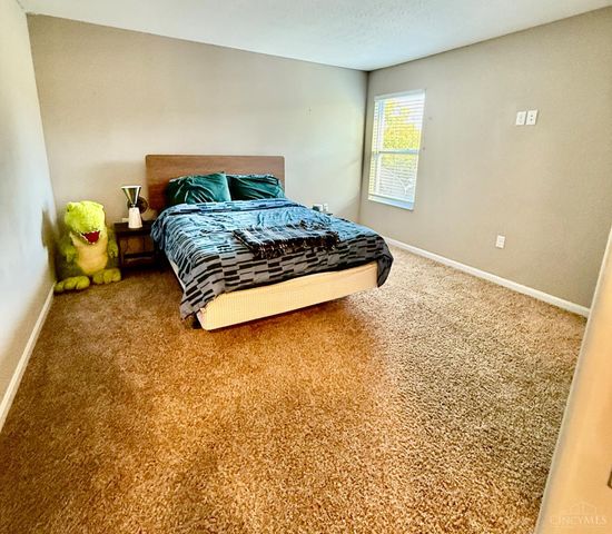 857 Hocking Meadow Circle, Monroe, OH 45050