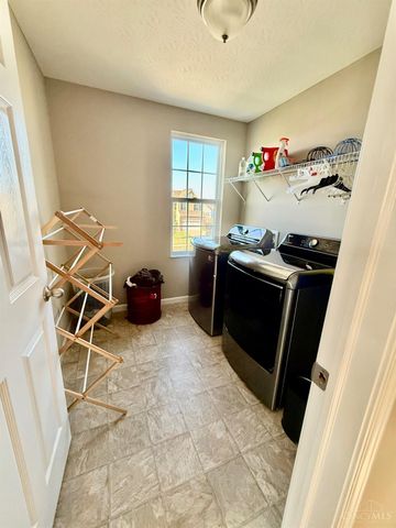 857 Hocking Meadow Circle, Monroe, OH 45050