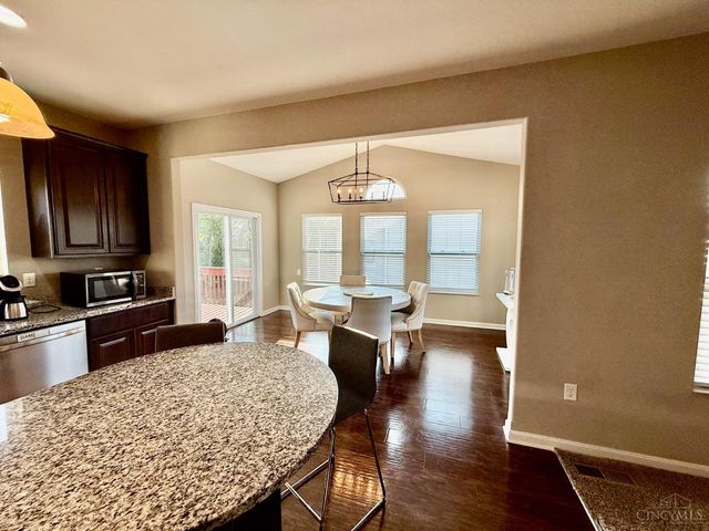 857 Hocking Meadow Circle, Monroe, OH 45050