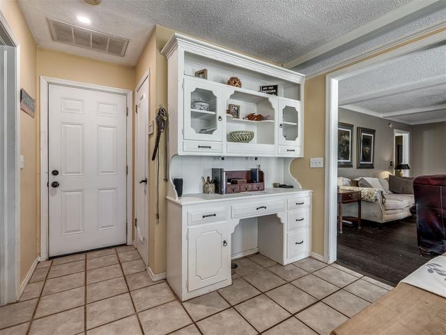 6476 N Sterling Drive, Oklahoma City, OK 73132