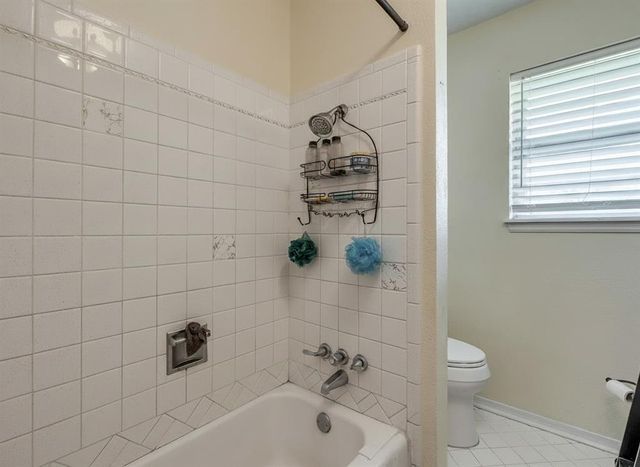 6476 N Sterling Drive, Oklahoma City, OK 73132