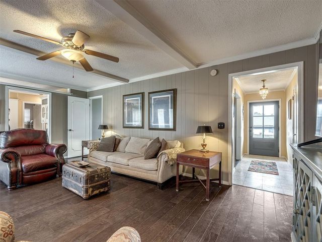 6476 N Sterling Drive, Oklahoma City, OK 73132
