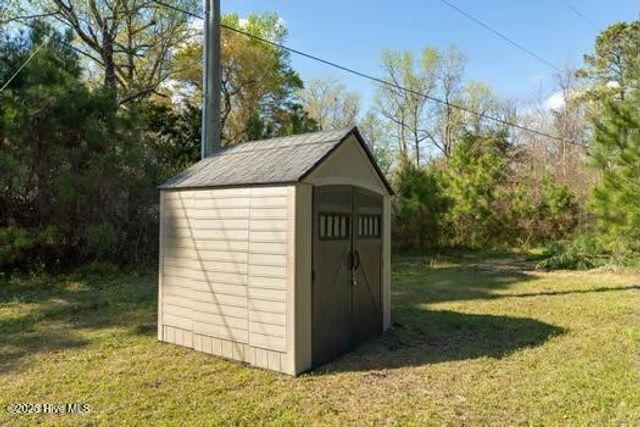 225 Factory Road, Hampstead, NC 28443