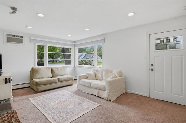 30 Bellridge Drive, Shrewsbury, MA 01545