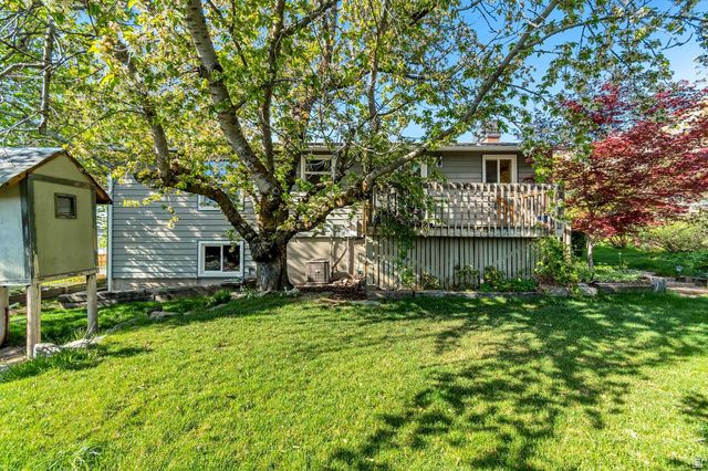 98 E 700 S, Farmington, UT 84025