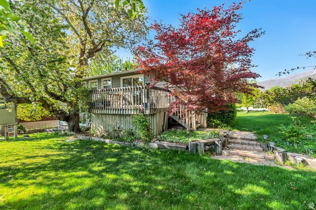98 E 700 S, Farmington, UT 84025