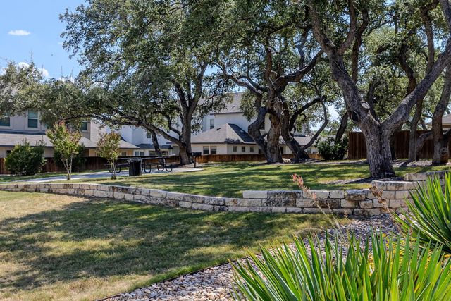 454 Parkline DR 33B, Georgetown, TX 78626