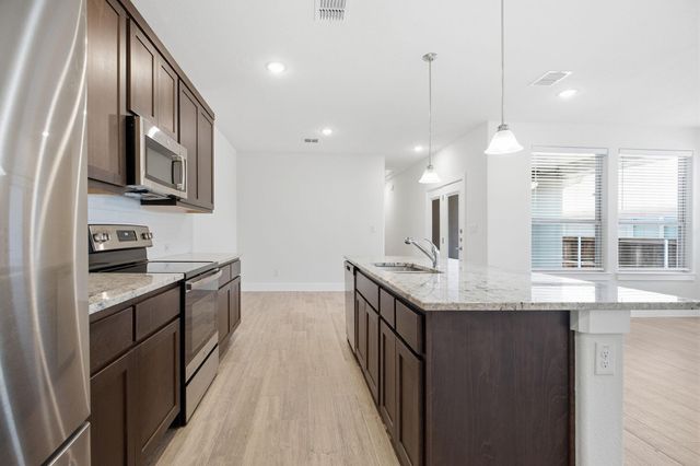 454 Parkline DR 33B, Georgetown, TX 78626