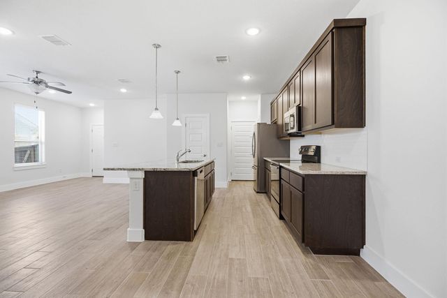 454 Parkline DR 33B, Georgetown, TX 78626
