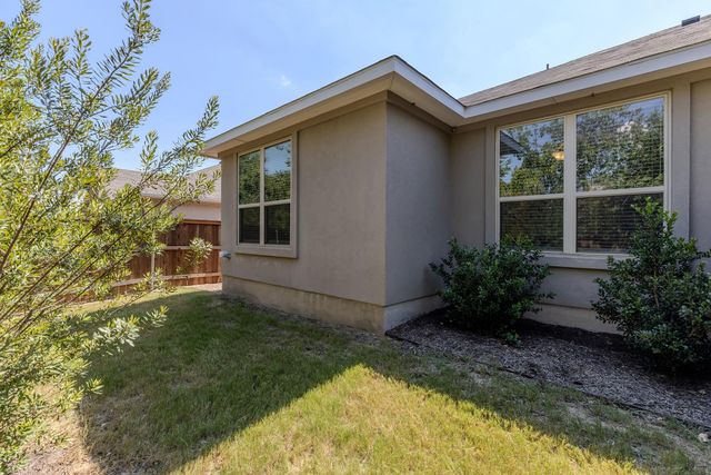 454 Parkline DR 33B, Georgetown, TX 78626