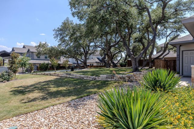 454 Parkline DR 33B, Georgetown, TX 78626
