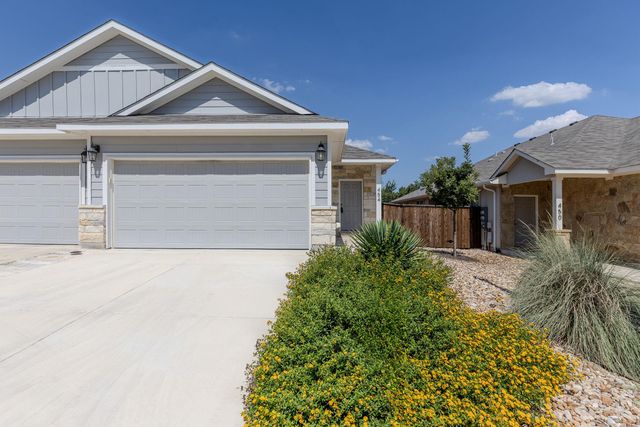 454 Parkline DR 33B, Georgetown, TX 78626