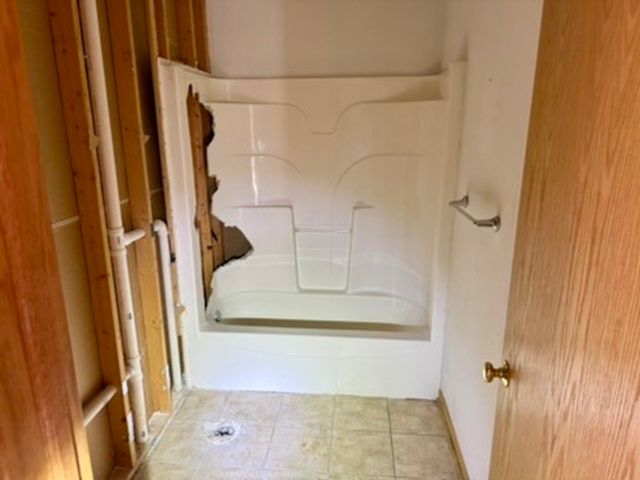 15826 Central Park Avenue, Markham, IL 60428