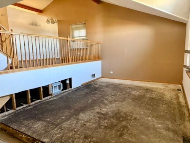 15826 Central Park Avenue, Markham, IL 60428