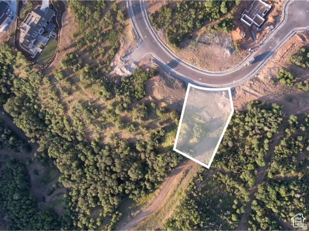 Image 3 of property listing at 1074 S LOAFER DR # 218, Woodland Hills, UT 84653