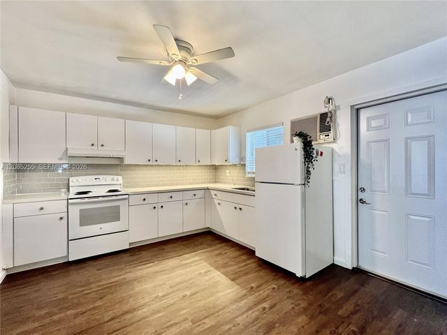20 SE 13th Terrace, Dania Beach, FL 33004