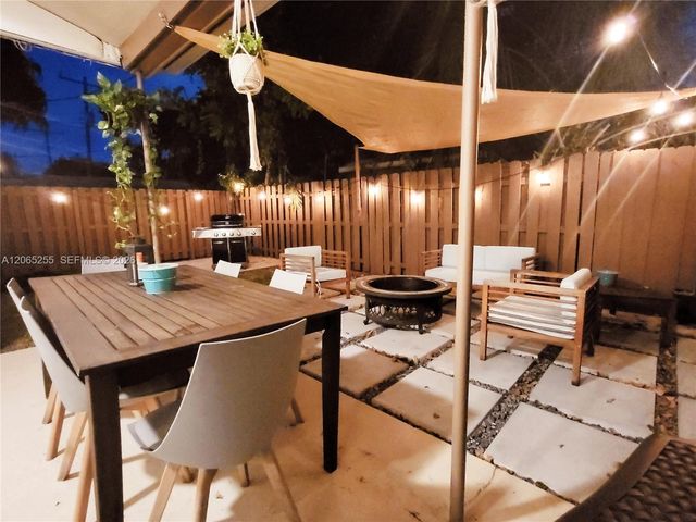 20 SE 13th Terrace, Dania Beach, FL 33004