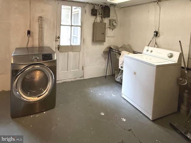8324 LOCH RAVEN, Towson, MD 21286