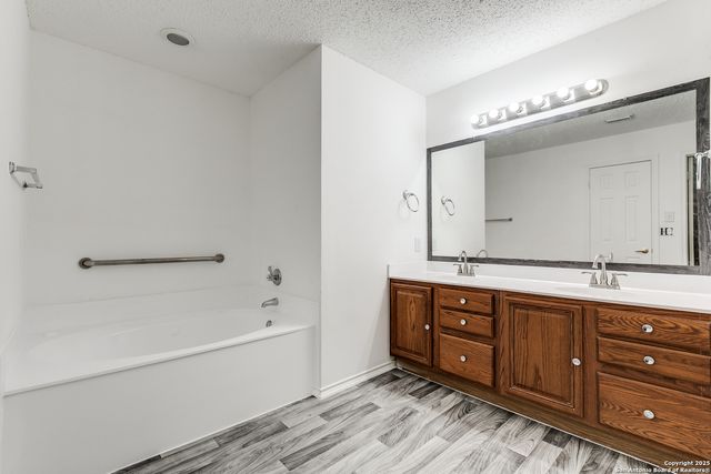 2328 Village PKWY, San Antonio, TX 78251