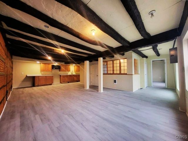 8921 North Seneca Street, Brutus, NY 13166