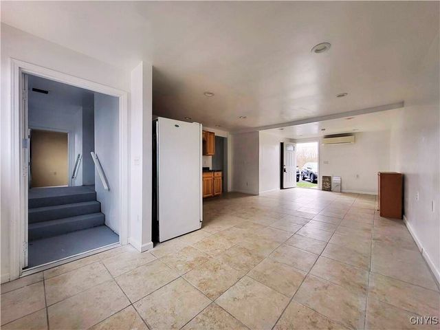 8921 North Seneca Street, Brutus, NY 13166