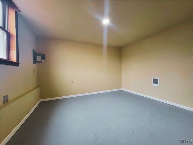 8921 North Seneca Street, Brutus, NY 13166