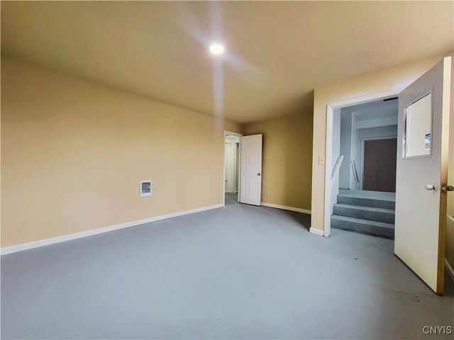 8921 North Seneca Street, Brutus, NY 13166