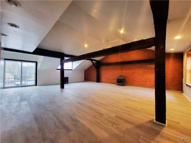 8921 North Seneca Street, Brutus, NY 13166