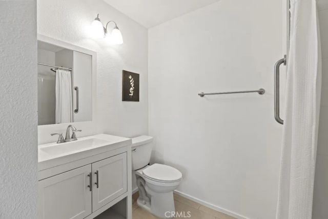 48652 Desert Flower Drive, Palm Desert, CA 92260