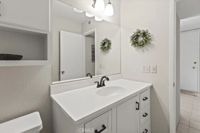 48652 Desert Flower Drive, Palm Desert, CA 92260