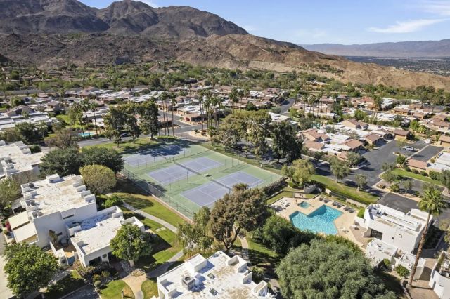 48652 Desert Flower Drive, Palm Desert, CA 92260