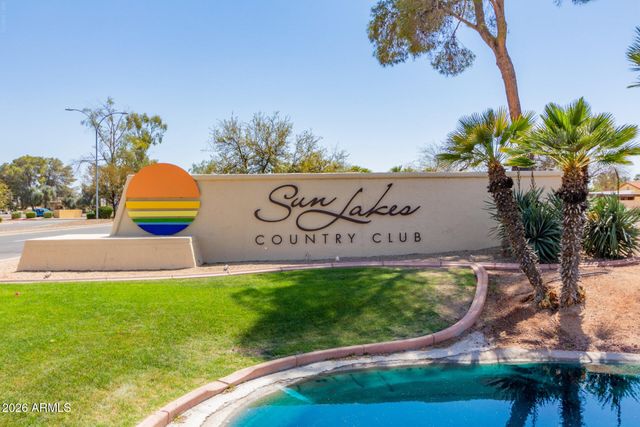 8849 E FAIRWAY Boulevard, Sun Lakes, AZ 85248