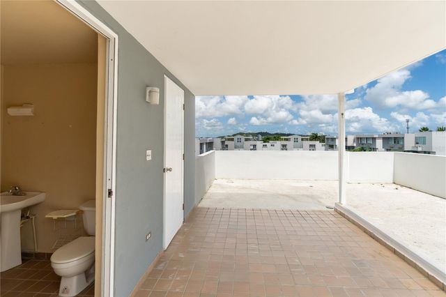 808 EL BOSQUE 808, Guaynabo, PR 00971