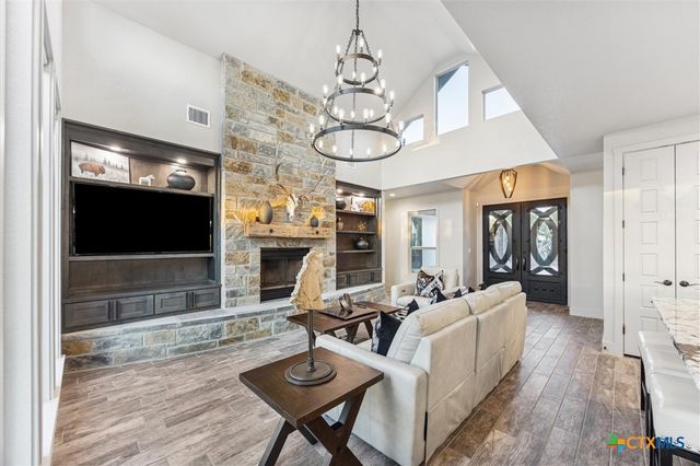 134 Flanders, Fischer, TX 78623