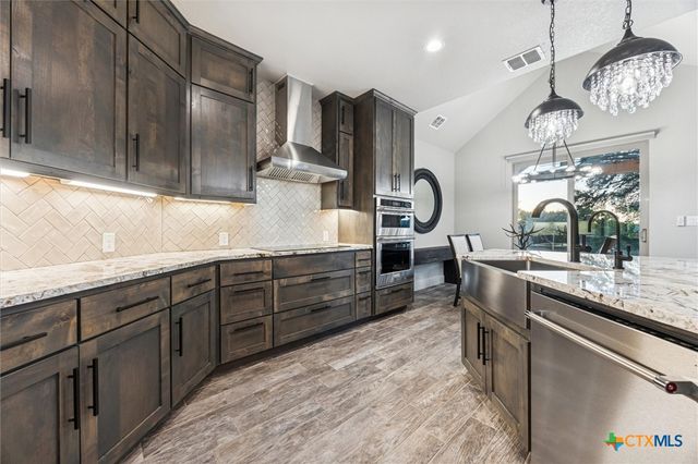 134 Flanders, Fischer, TX 78623