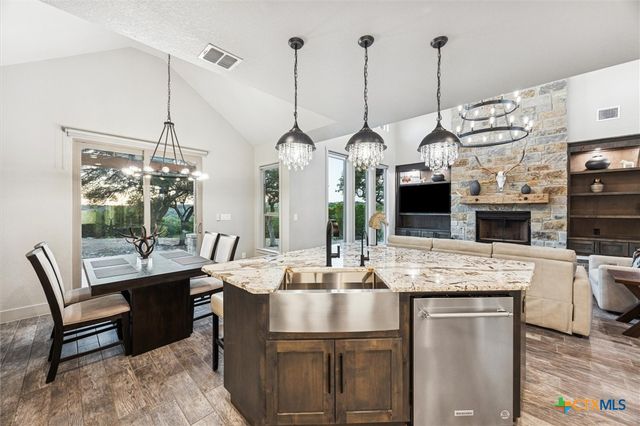 134 Flanders, Fischer, TX 78623