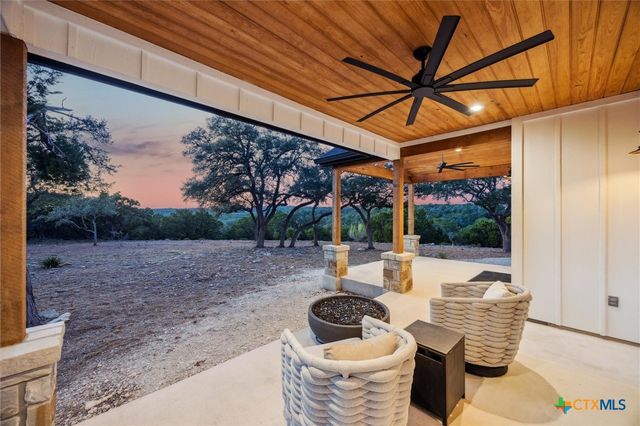 134 Flanders, Fischer, TX 78623