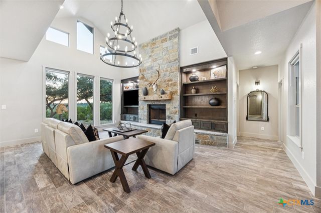 134 Flanders, Fischer, TX 78623