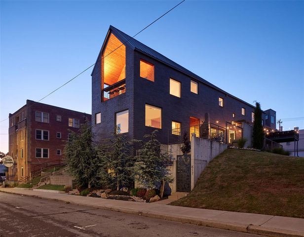617 NW 5th Street, Oklahoma City, OK 73102