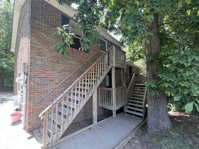 470 Martha Ln, Clarksville, TN 37043