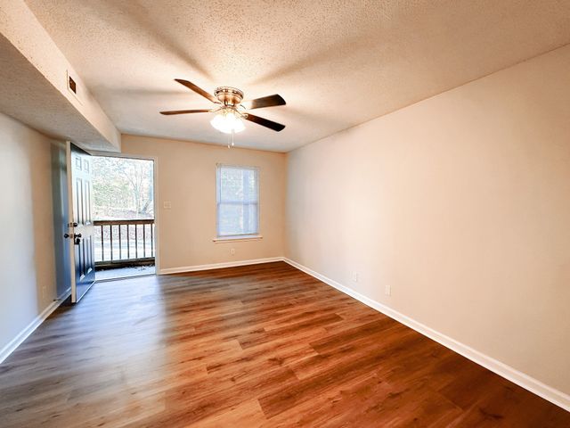 470 Martha Ln, Clarksville, TN 37043