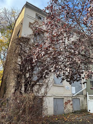 169 Chambers Street, Newburgh, NY 12550