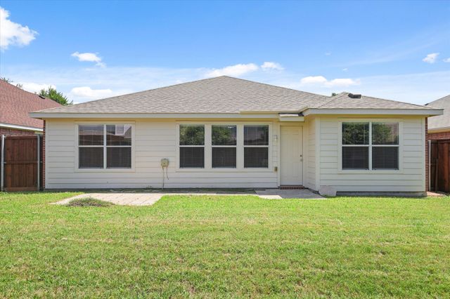 1909 Morning Dove, Aubrey, TX 76227