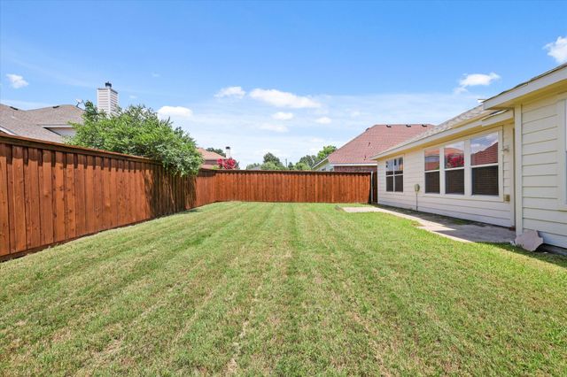 1909 Morning Dove, Aubrey, TX 76227