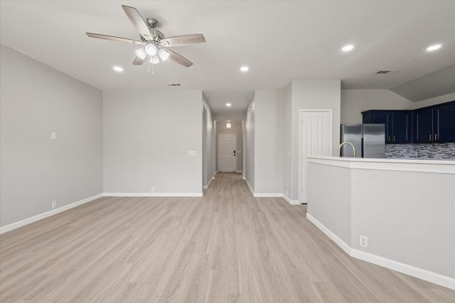 1909 Morning Dove, Aubrey, TX 76227
