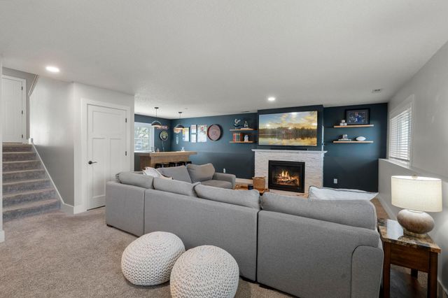 10800 Harrison Avenue S, Bloomington, MN 55437