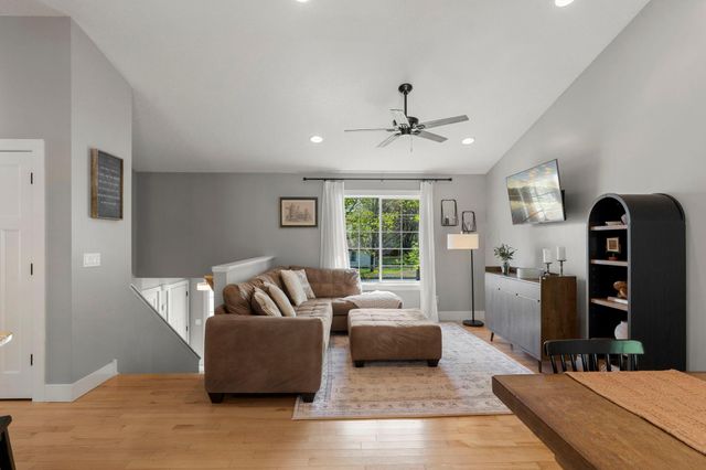 10800 Harrison Avenue S, Bloomington, MN 55437